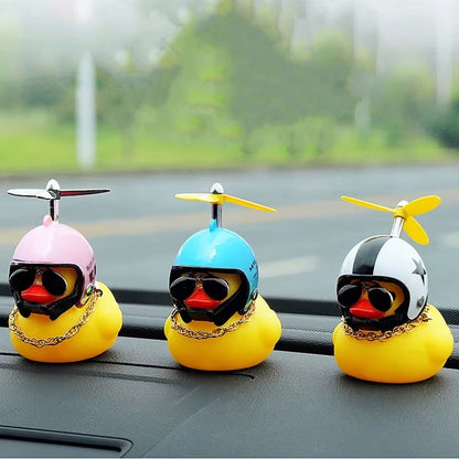 Adorable Yellow Duck Pendant with Helmet - Fun Cycling Accessory for Road Bike Enthusiasts